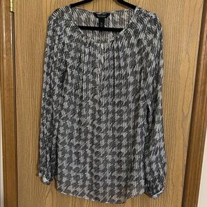 White House Black Market Monochrome Patterned Blouse